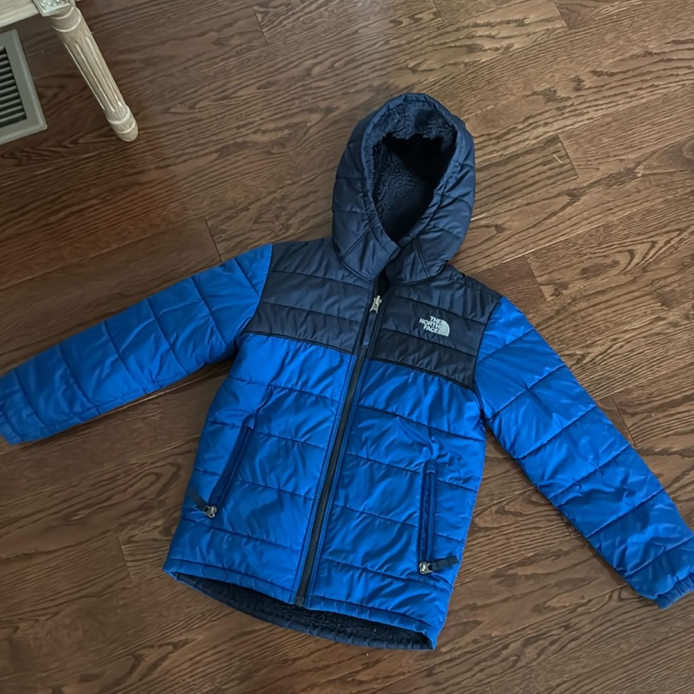 The North Face Blue and Navy Boys Puffer Jacket with Hood